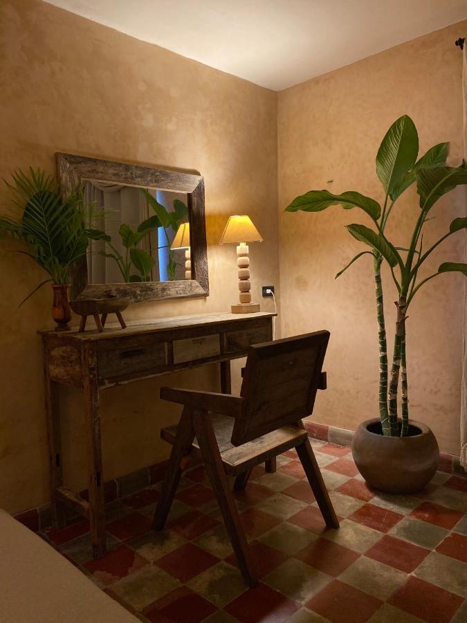 Casa Silice Guesthouse วัลลาโดลิด ภายนอก รูปภาพ