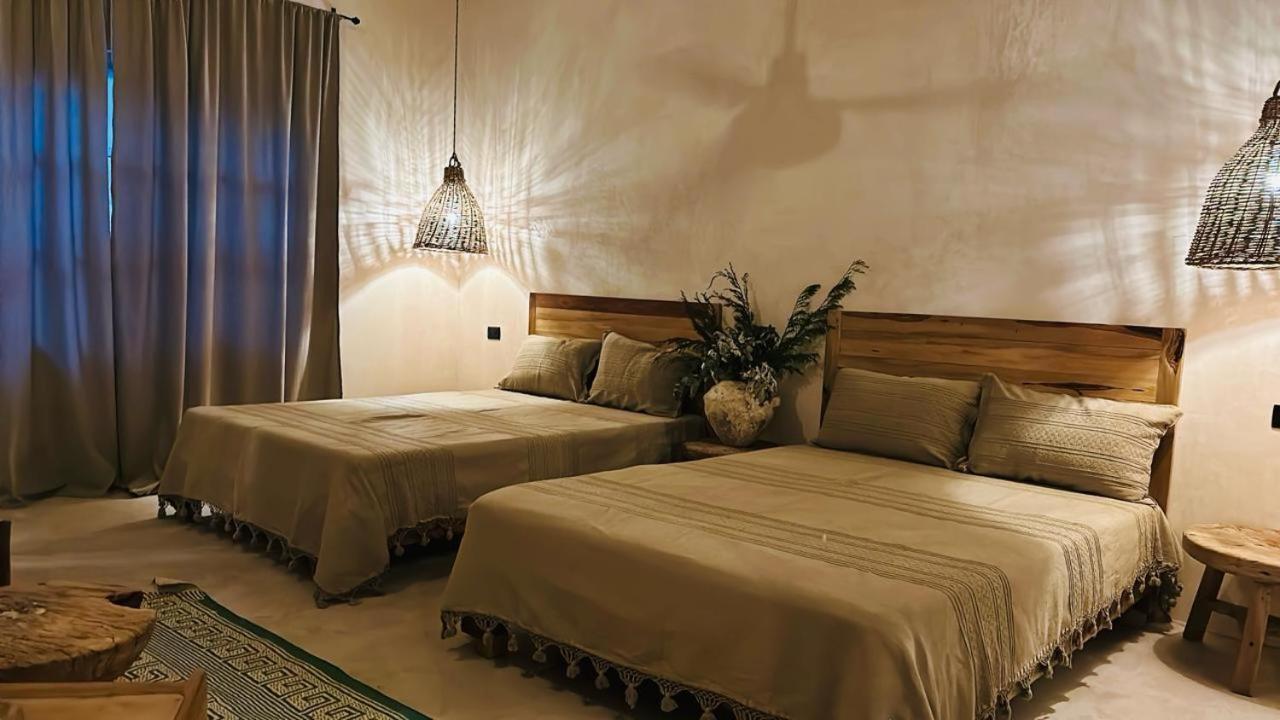 Casa Silice Guesthouse วัลลาโดลิด ภายนอก รูปภาพ