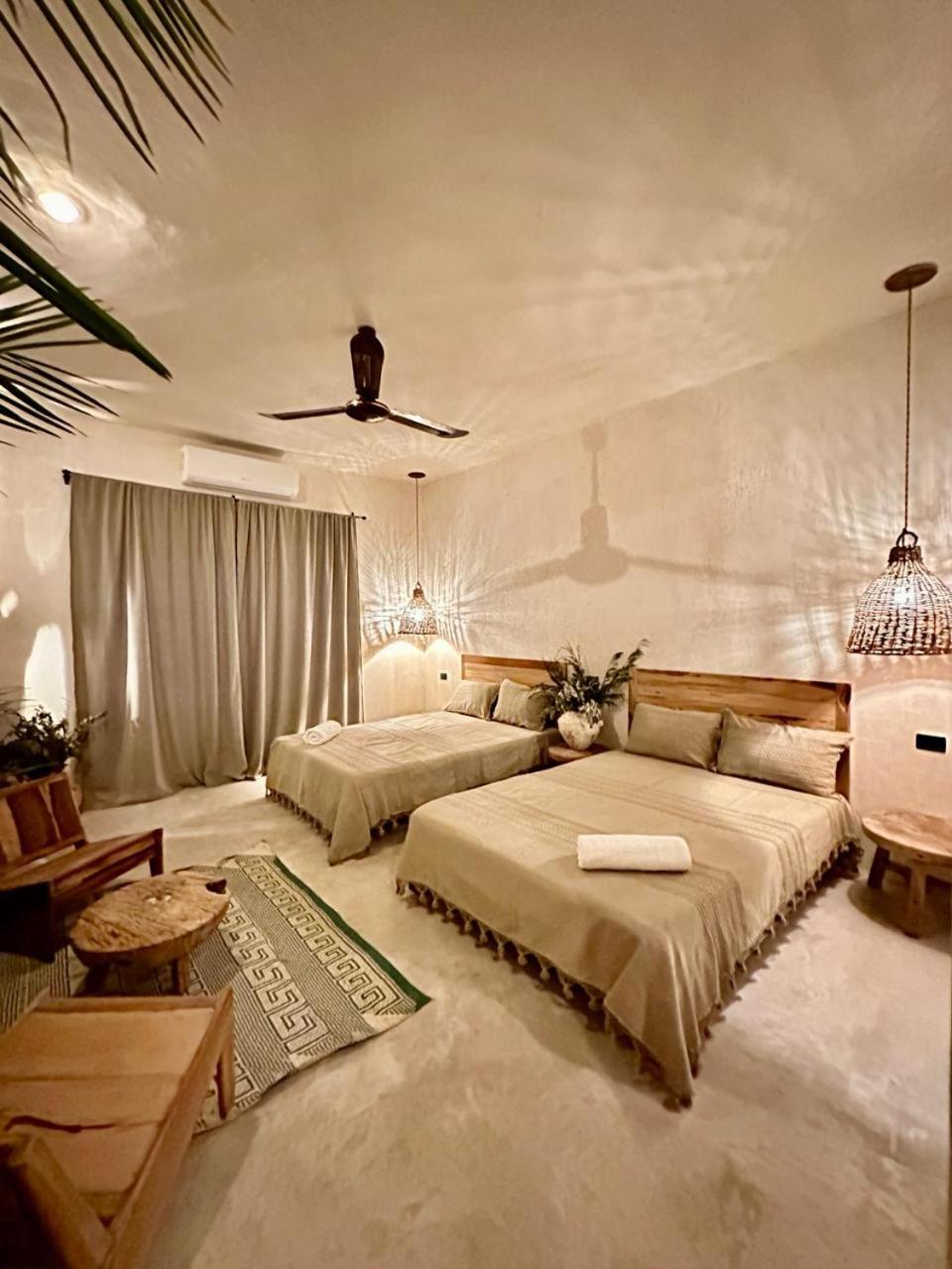 Casa Silice Guesthouse วัลลาโดลิด ภายนอก รูปภาพ