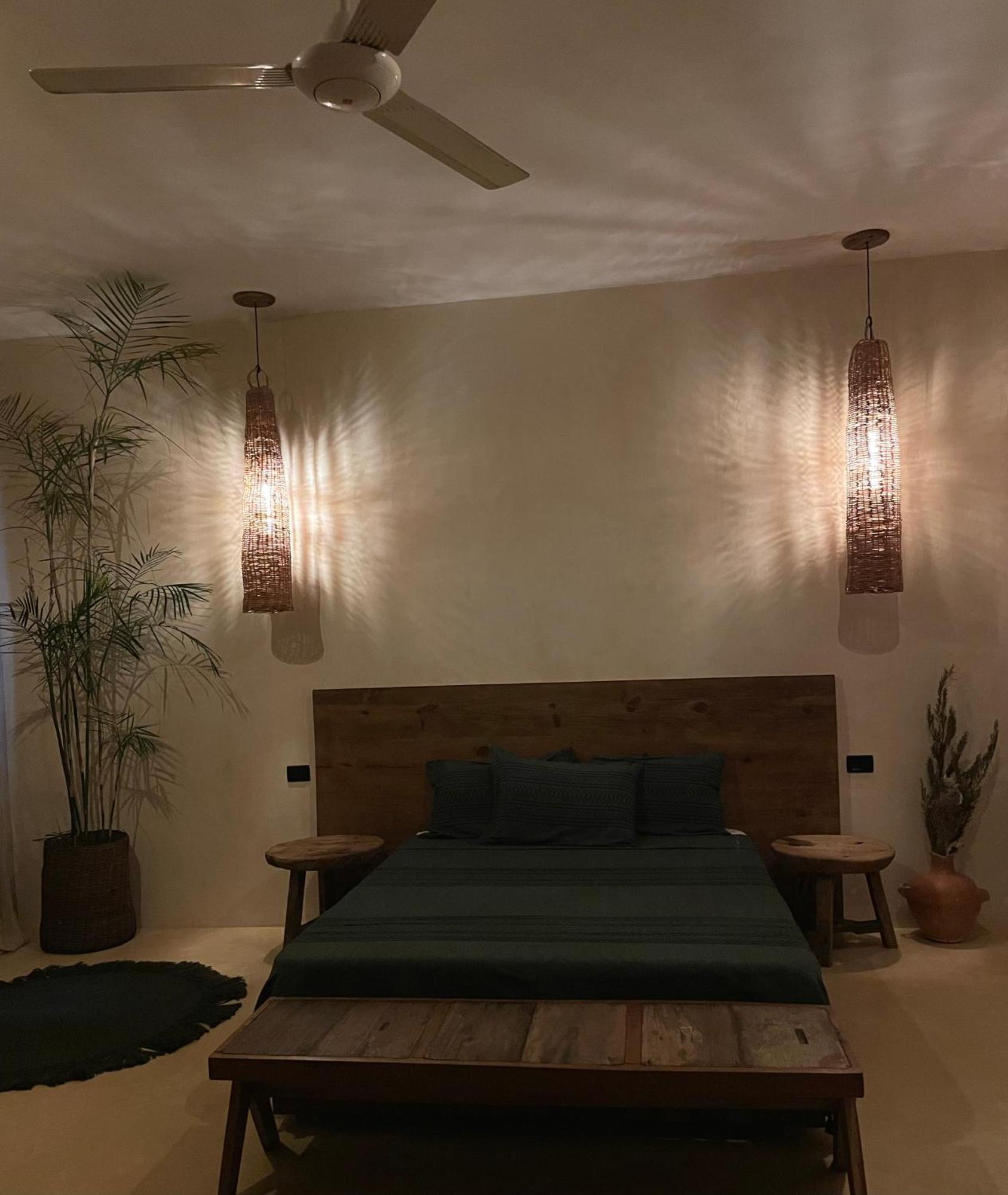 Casa Silice Guesthouse วัลลาโดลิด ภายนอก รูปภาพ